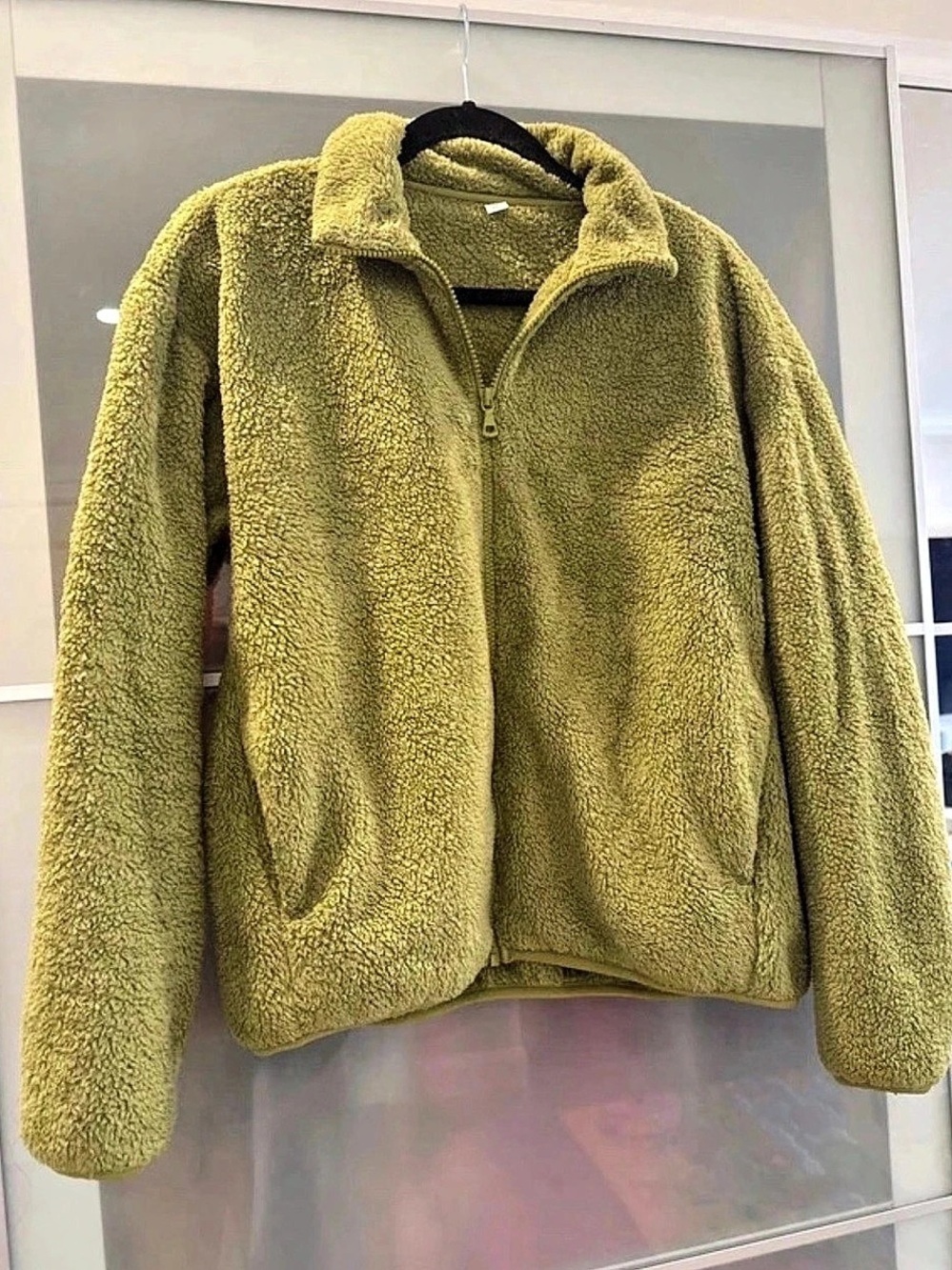 Uniqlo Fluffy Yarn Fleece Full-Zip Jacket Green Medium